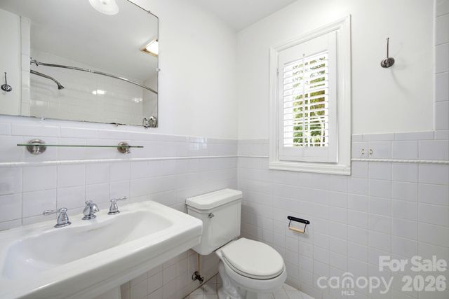 1833 Jameston Drive, Charlotte, NC 28209