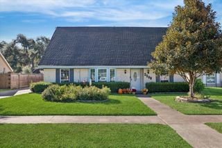 2208 N Rayburn Court, Pasadena, TX 77502