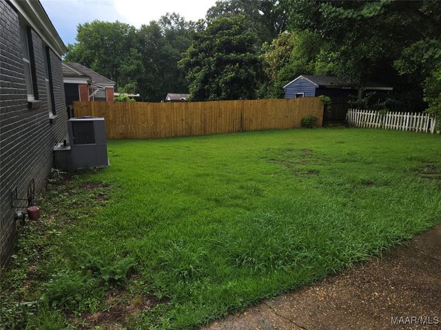 110 Oak Forest Drive, Montgomery, AL 36109