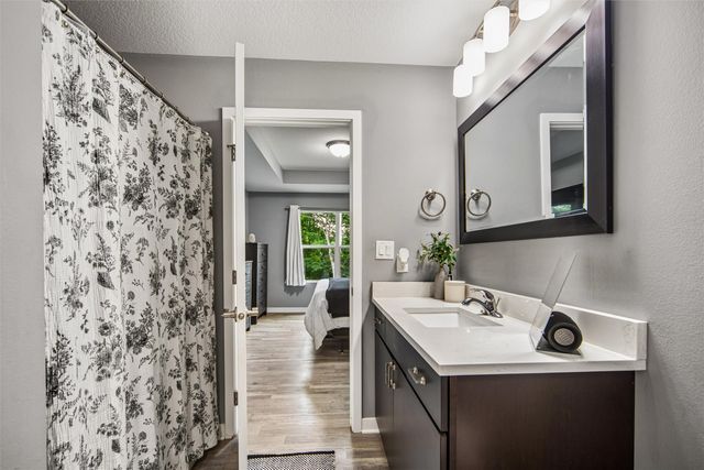 4205 High Street, West Des Moines, IA 50265