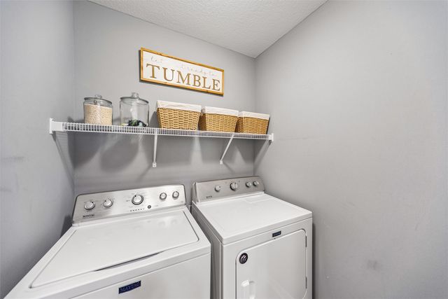 4205 High Street, West Des Moines, IA 50265