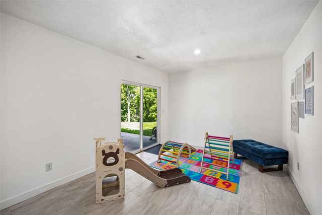 4205 High Street, West Des Moines, IA 50265