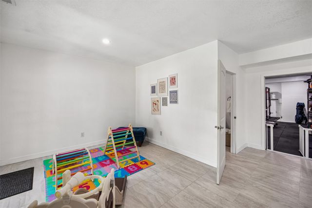 4205 High Street, West Des Moines, IA 50265