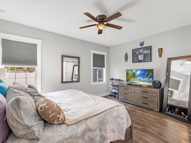 1509 E CARACAS STREET, Tampa, FL 33610