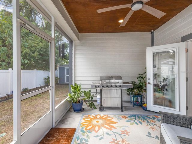 1509 E CARACAS STREET, Tampa, FL 33610