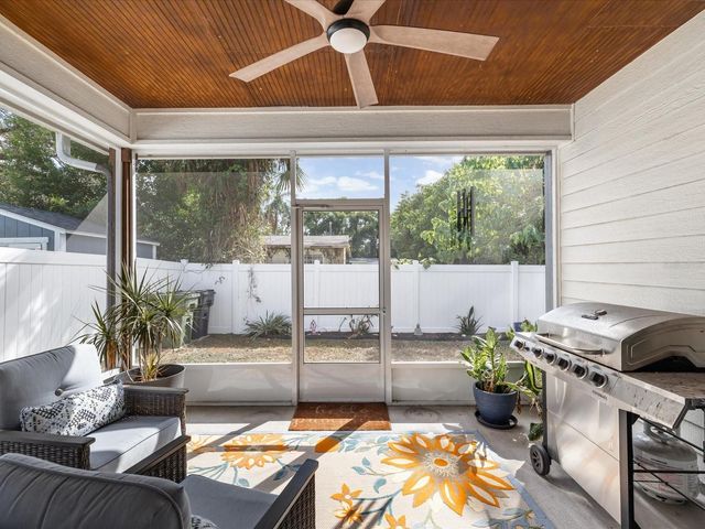 1509 E CARACAS STREET, Tampa, FL 33610