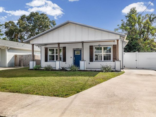 1509 E CARACAS STREET, Tampa, FL 33610