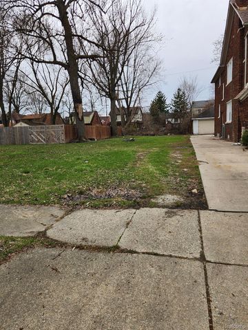 6111 YORKSHIRE Road, Detroit, MI 48224