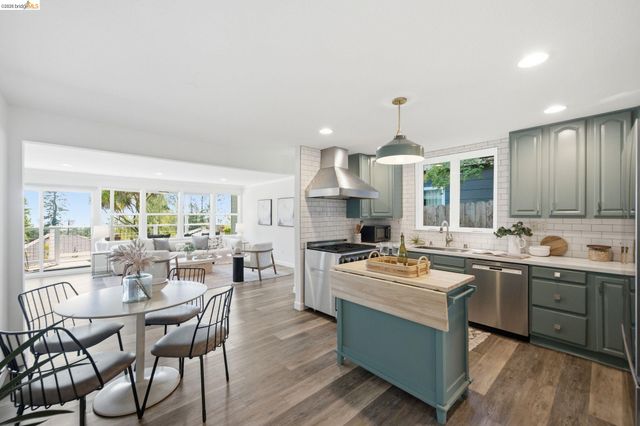 1464 Olympus Ave, Berkeley, CA 94708