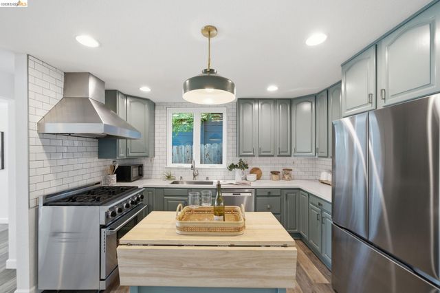 1464 Olympus Ave, Berkeley, CA 94708