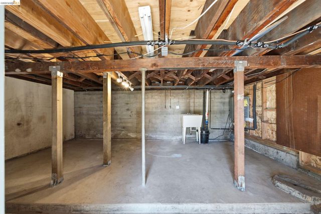 1464 Olympus Ave, Berkeley, CA 94708