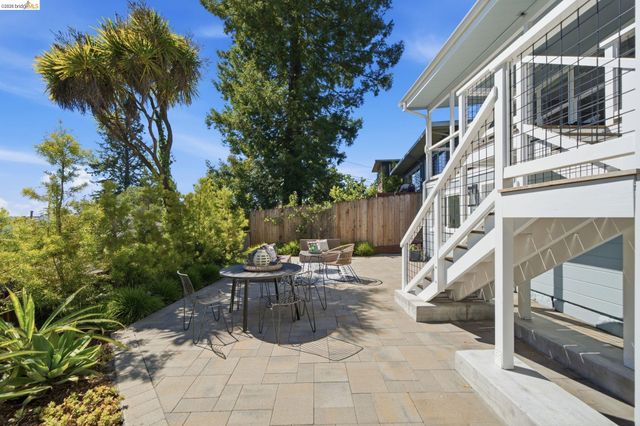 1464 Olympus Ave, Berkeley, CA 94708