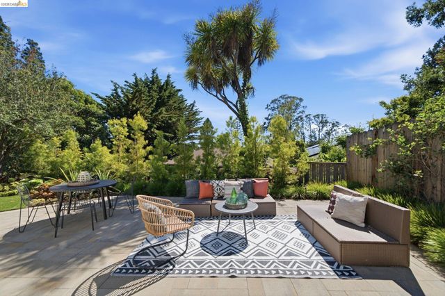 1464 Olympus Ave, Berkeley, CA 94708