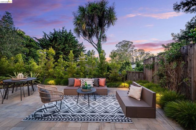 1464 Olympus Ave, Berkeley, CA 94708