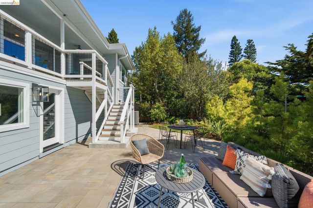1464 Olympus Ave, Berkeley, CA 94708