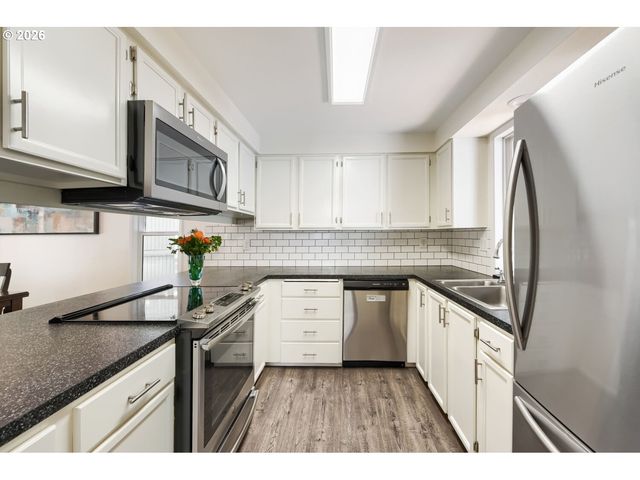 18215 Sw MONTE VERDI Blvd, Beaverton, OR 97007