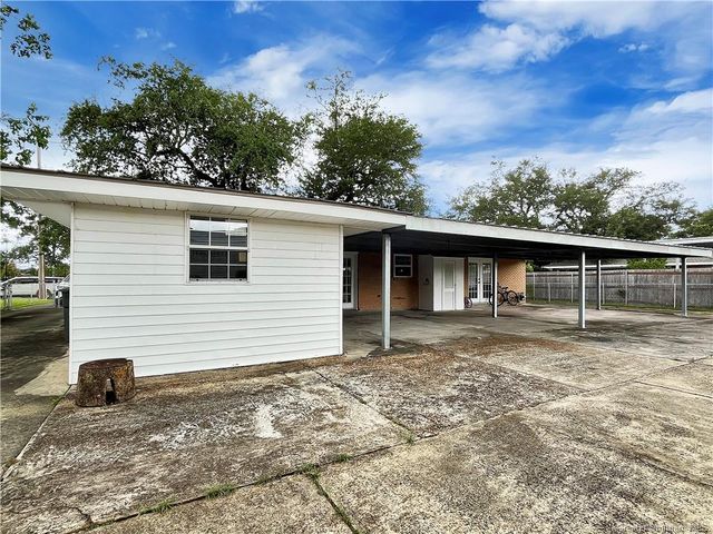 4539 Sale Lane, Lake Charles, LA 70605