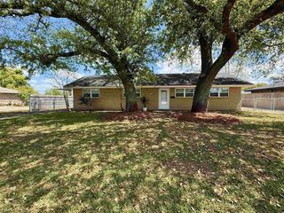 4539 Sale Lane, Lake Charles, LA 70605