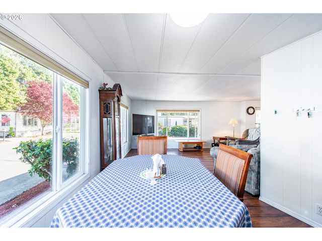 1800 LAKEWOOD Ct 59, Eugene, OR 97402