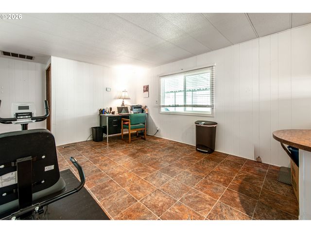 1800 LAKEWOOD Ct 59, Eugene, OR 97402