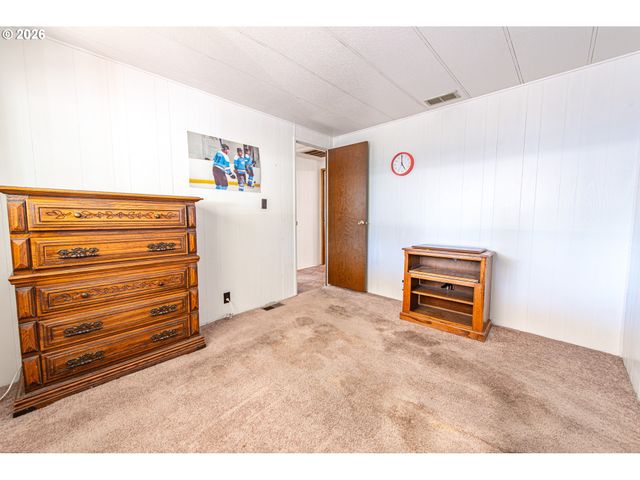 1800 LAKEWOOD Ct 59, Eugene, OR 97402