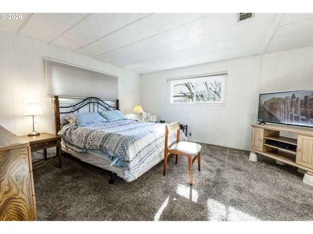 1800 LAKEWOOD Ct 59, Eugene, OR 97402