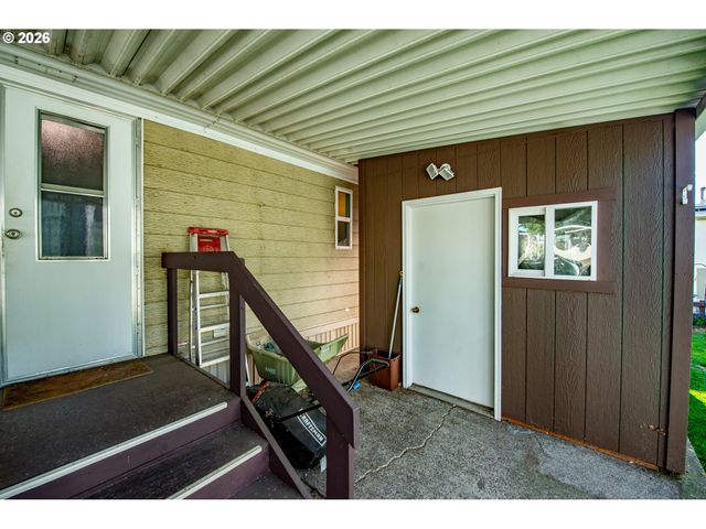 1800 LAKEWOOD Ct 59, Eugene, OR 97402