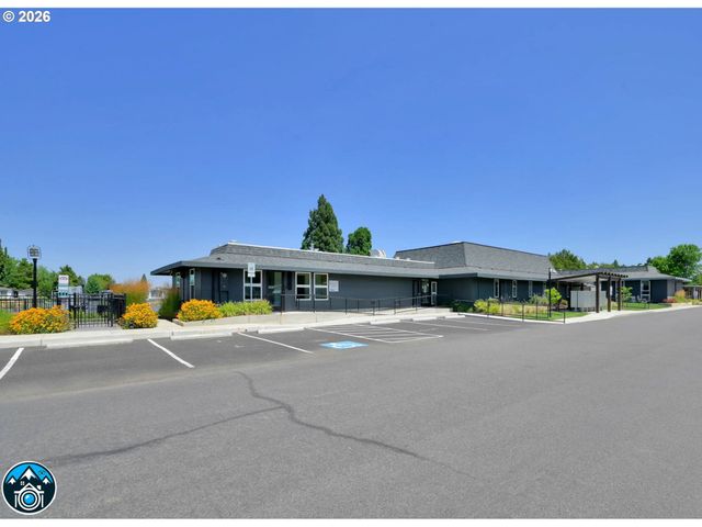 1800 LAKEWOOD Ct 59, Eugene, OR 97402