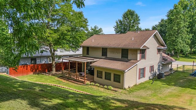 1903 Catalina Drive, West Plains, MO 65775
