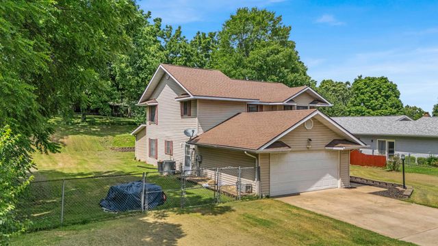 1903 Catalina Drive, West Plains, MO 65775