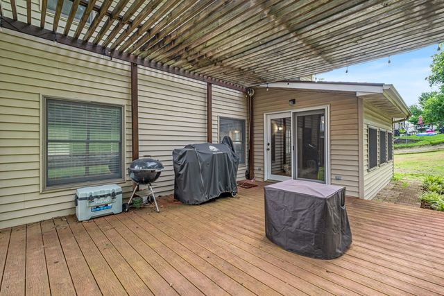 1903 Catalina Drive, West Plains, MO 65775