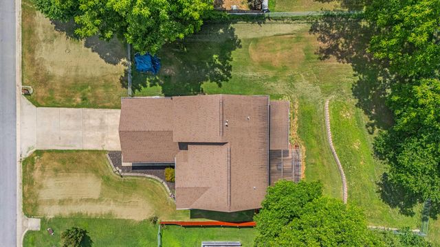 1903 Catalina Drive, West Plains, MO 65775
