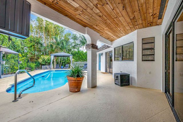 1915 New Haven Avenue, Wellington, FL 33414