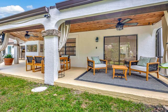 1915 New Haven Avenue, Wellington, FL 33414