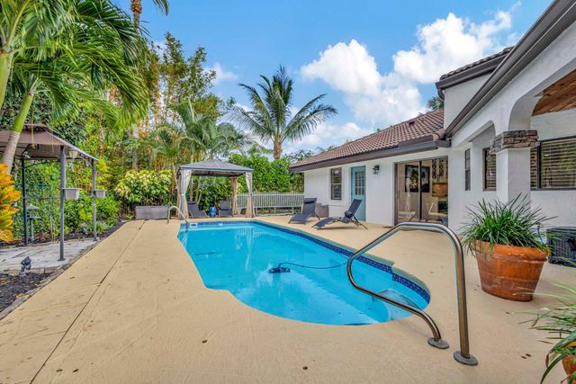 1915 New Haven Avenue, Wellington, FL 33414