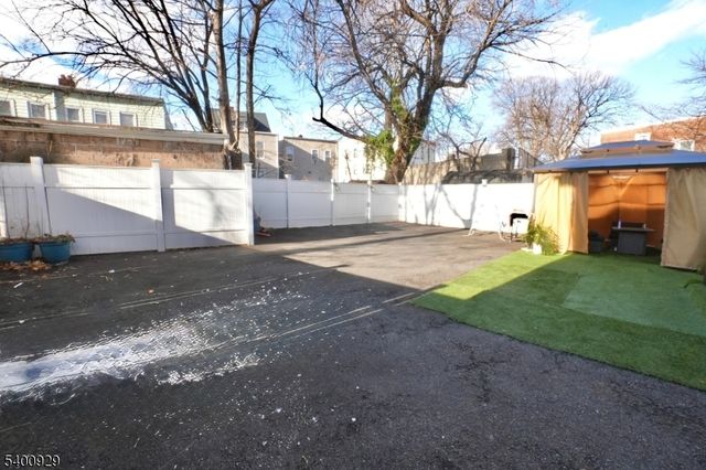 487 South 20Th St, Irvington Twp., NJ 07111