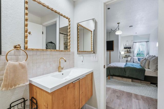 411 Park Avenue 106, San Jose, CA 95110