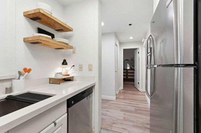 411 Park Avenue 106, San Jose, CA 95110