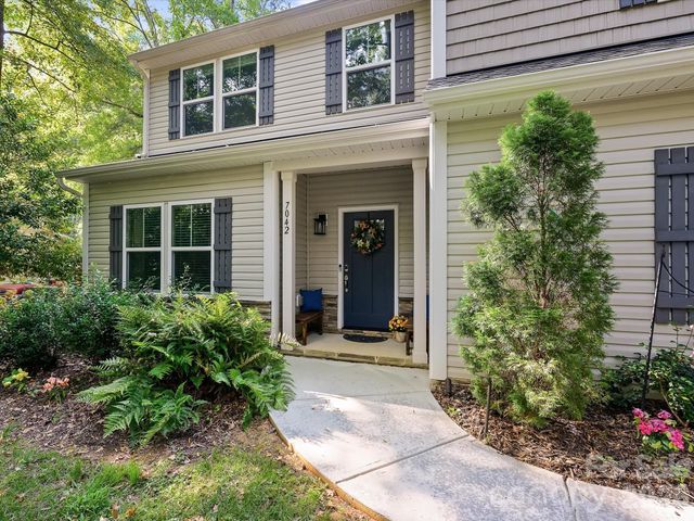 7042 Morganford Road, Charlotte, NC 28211