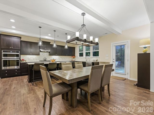 7042 Morganford Road, Charlotte, NC 28211