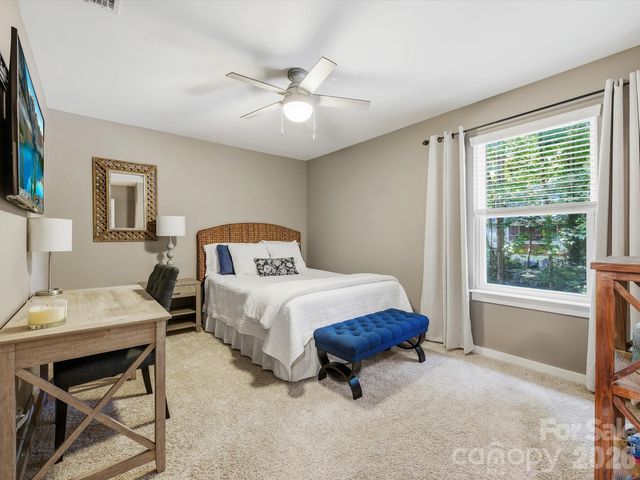 7042 Morganford Road, Charlotte, NC 28211