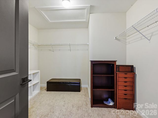 7042 Morganford Road, Charlotte, NC 28211