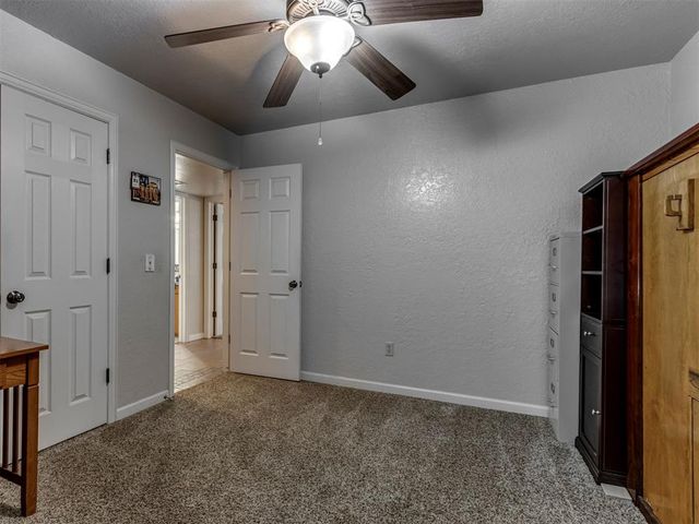 1304 NE 19th Place, Oklahoma City, OK 73160