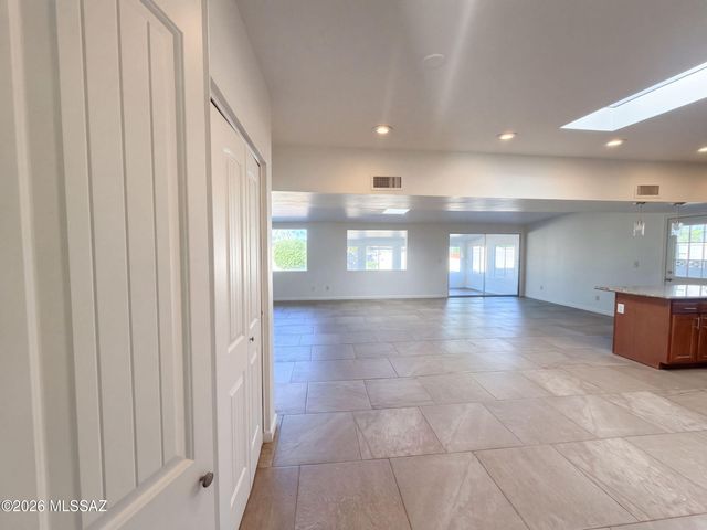 100 S Monitor Place, Tucson, AZ 85710