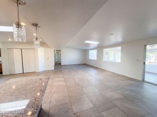 100 S Monitor Place, Tucson, AZ 85710