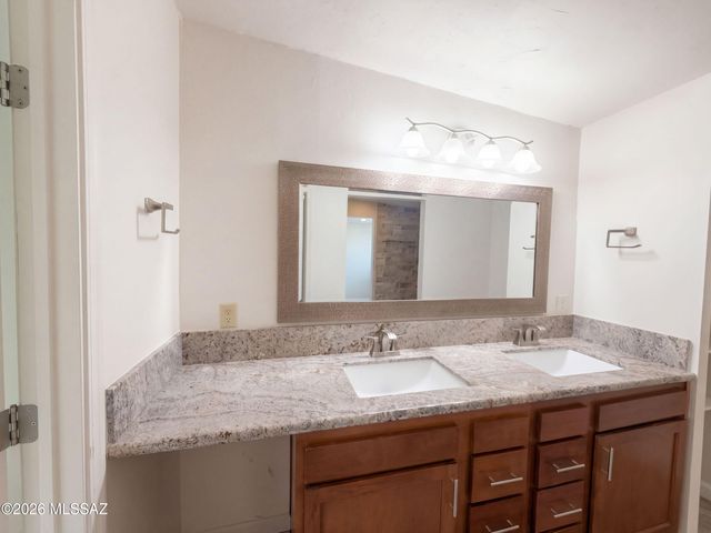100 S Monitor Place, Tucson, AZ 85710