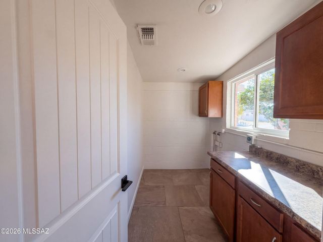 100 S Monitor Place, Tucson, AZ 85710