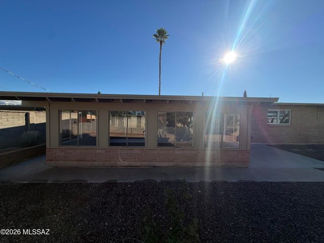 100 S Monitor Place, Tucson, AZ 85710