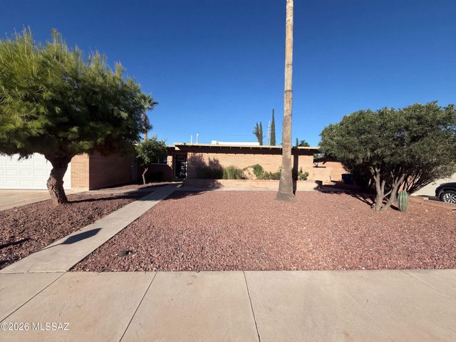 100 S Monitor Place, Tucson, AZ 85710