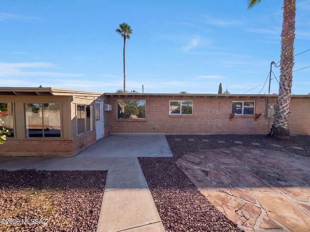 100 S Monitor Place, Tucson, AZ 85710